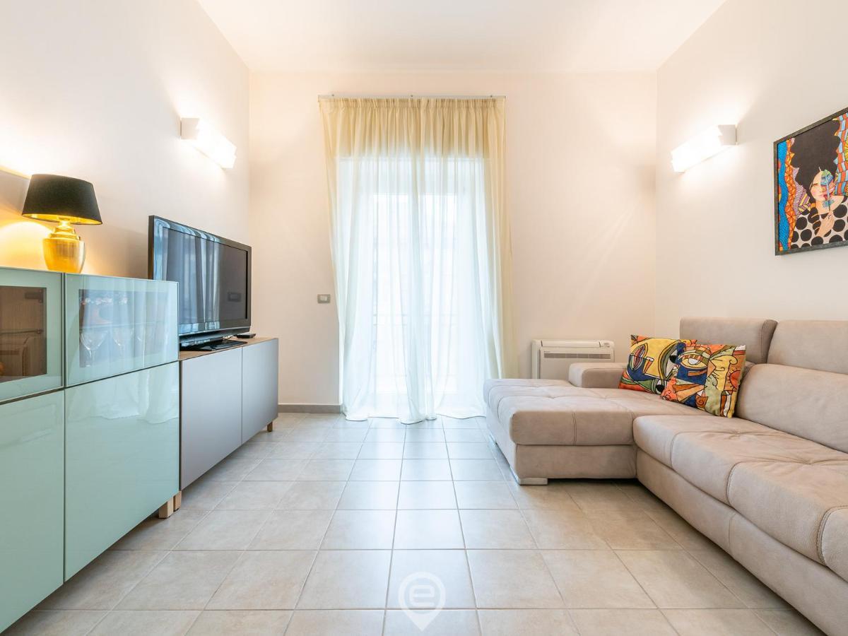 White Gold Apartment 칼리아리 외부 사진