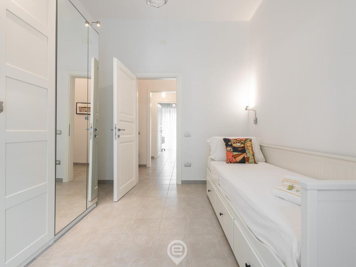 White Gold Apartment 칼리아리 외부 사진