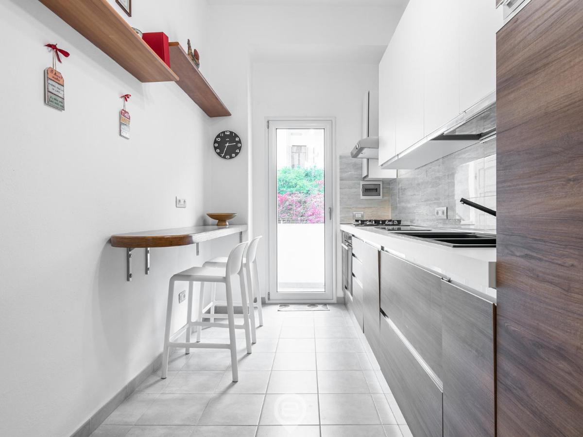 White Gold Apartment 칼리아리 외부 사진