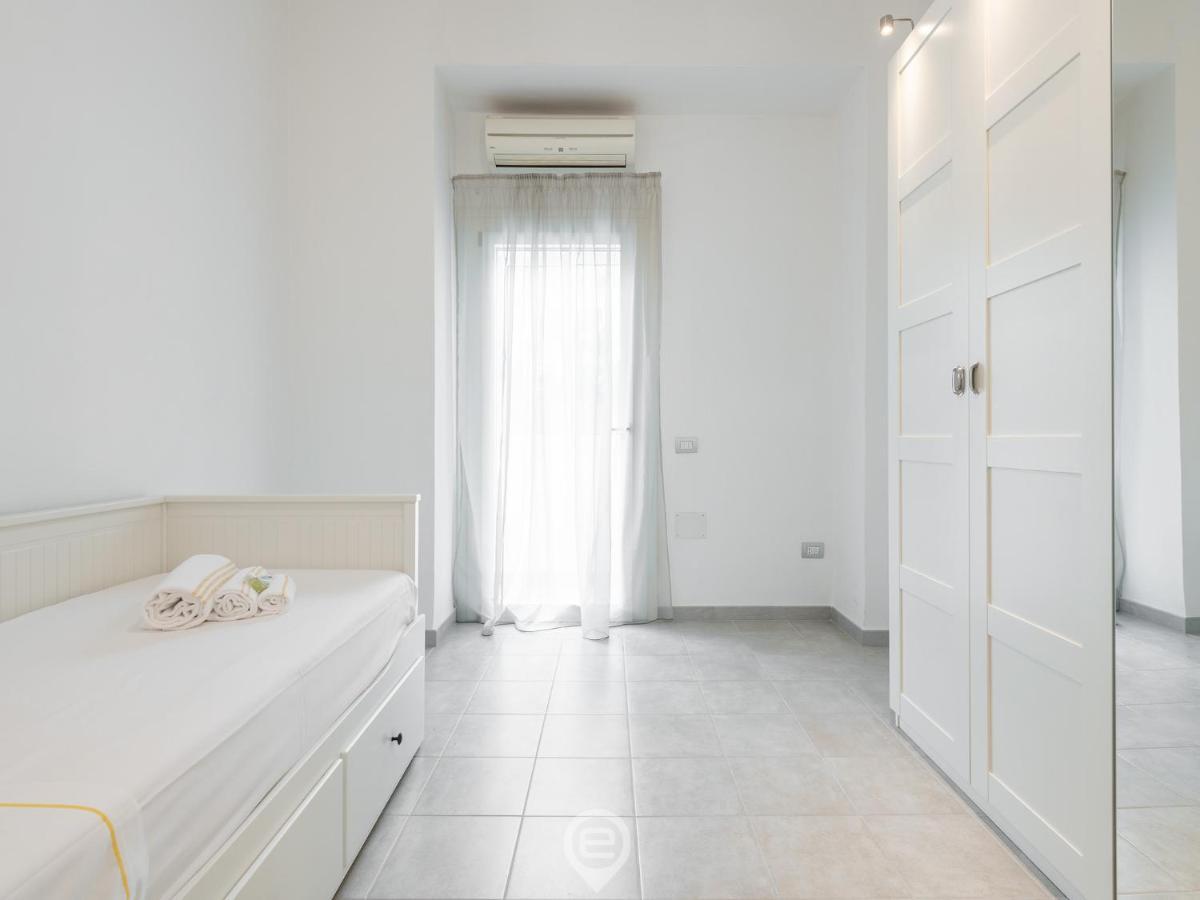 White Gold Apartment 칼리아리 외부 사진